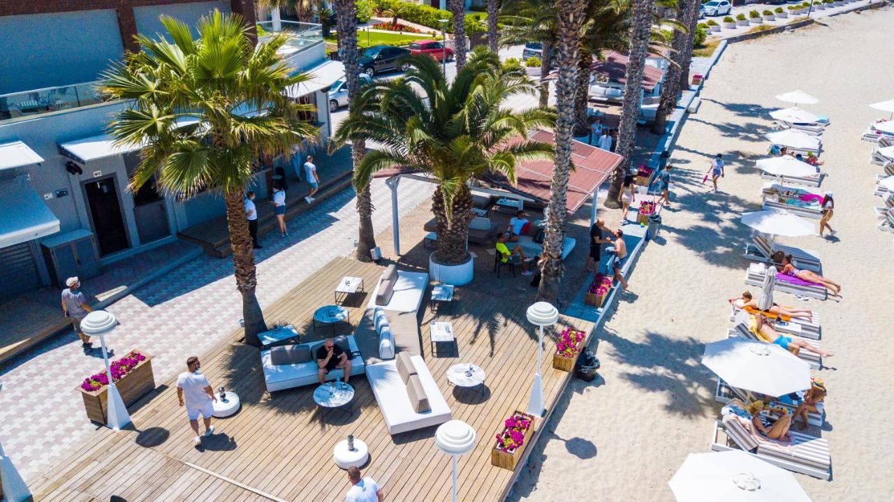 Tridente Mare Apart Hotel Pefkochori Exterior foto